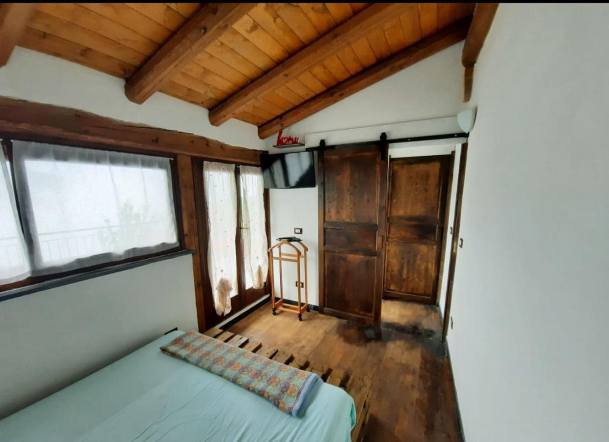 Villa Il Santo Graal Triora Esterno foto